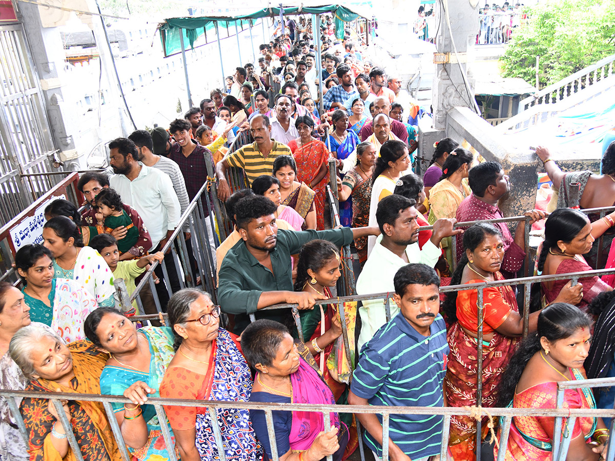 Varalakshmi Vratam performed atop Indrakeeladri Vijayawada18