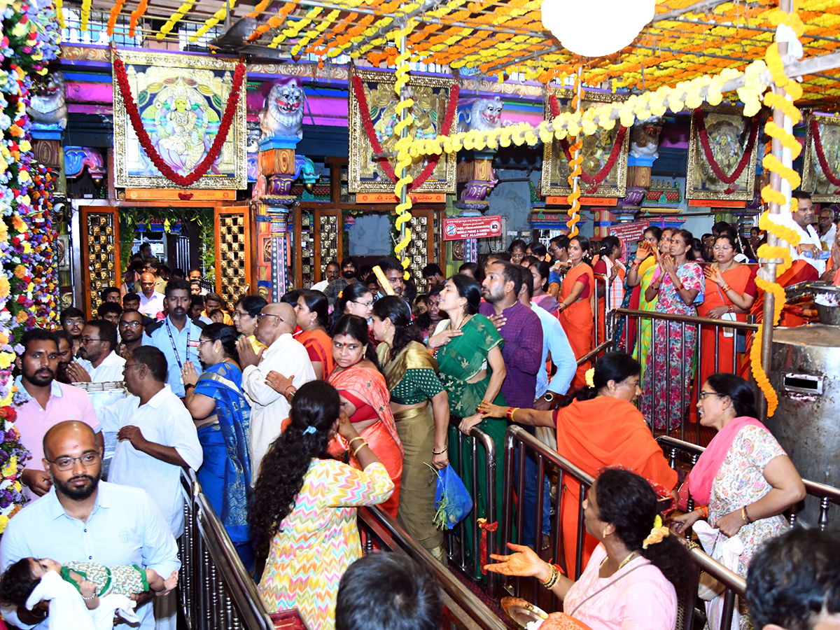 Varalakshmi Vratam performed atop Indrakeeladri Vijayawada22