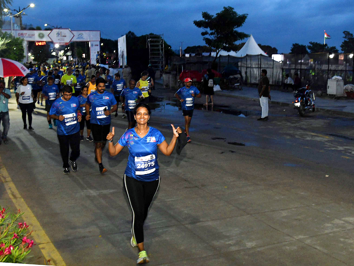 Hyderabad Marathon 2024: 5K Run At PEOPLE'S PLAZA Photos11