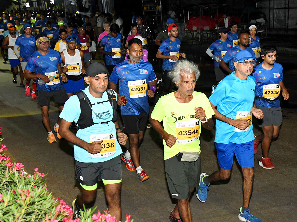 Hyderabad Marathon 2024: 5K Run At PEOPLE'S PLAZA Photos25