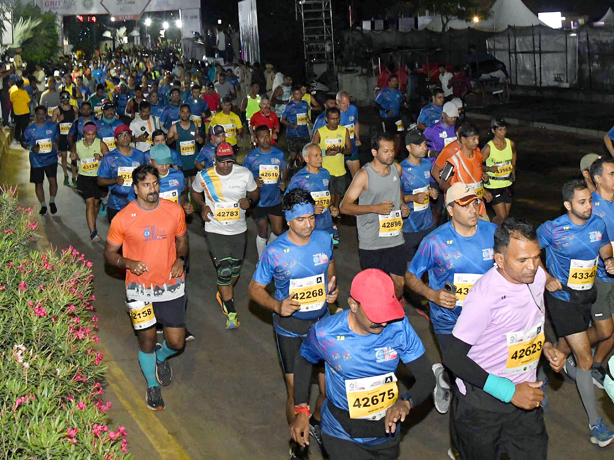 Hyderabad Marathon 2024: 5K Run At PEOPLE'S PLAZA Photos26