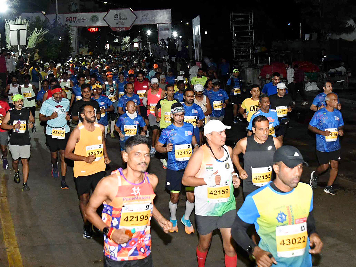 Hyderabad Marathon 2024: 5K Run At PEOPLE'S PLAZA Photos28