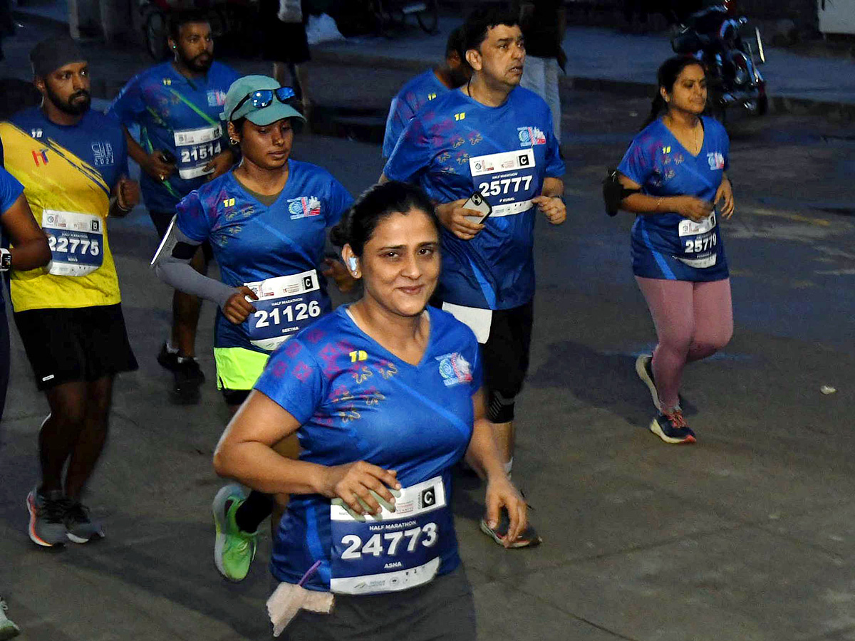 Hyderabad Marathon 2024: 5K Run At PEOPLE'S PLAZA Photos10