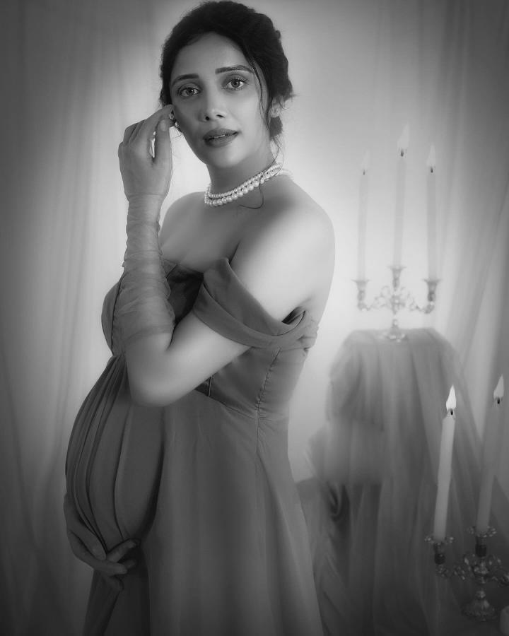 Kannada Beauty Milana Nagaraj Expecting Her First Child In September12