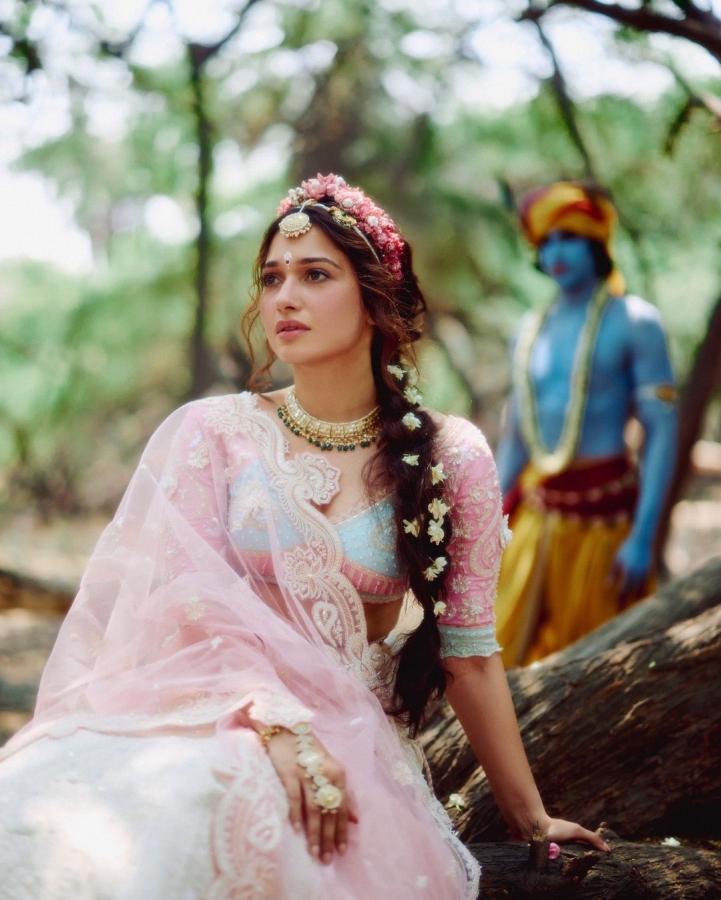 Tollywood actress tamannaah Bhatia stunning looks as modern Radha3