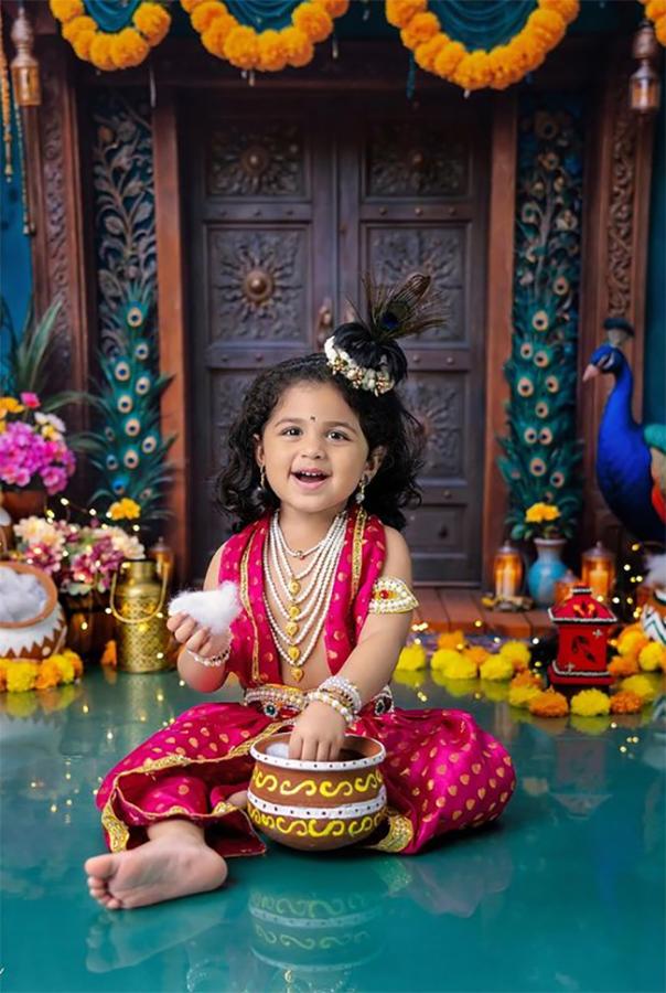 Tv actress chaitra daughter shri krishnajanmashtami photo 5