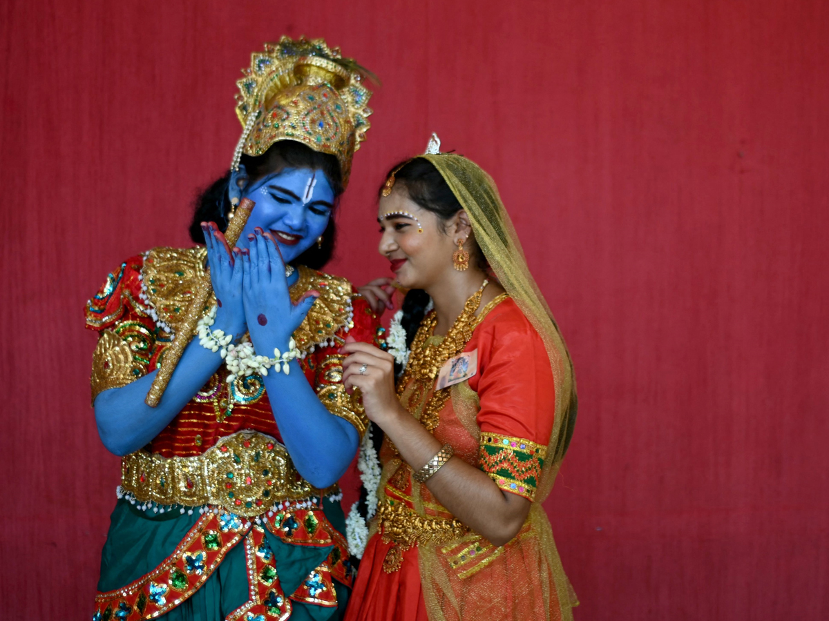 Srikrishna Janmashtami Grand Celebrations In India Photos Viral17