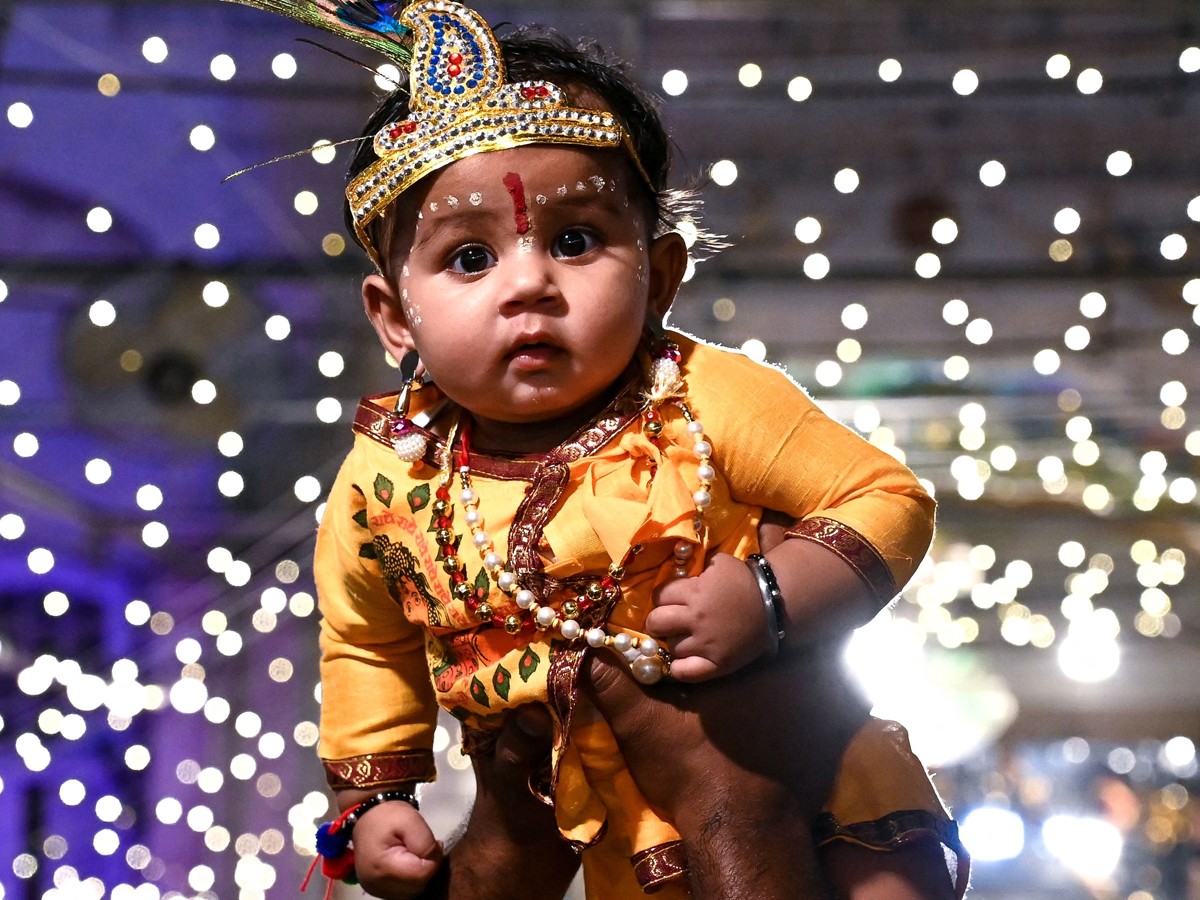 Srikrishna Janmashtami Grand Celebrations In India Photos Viral4