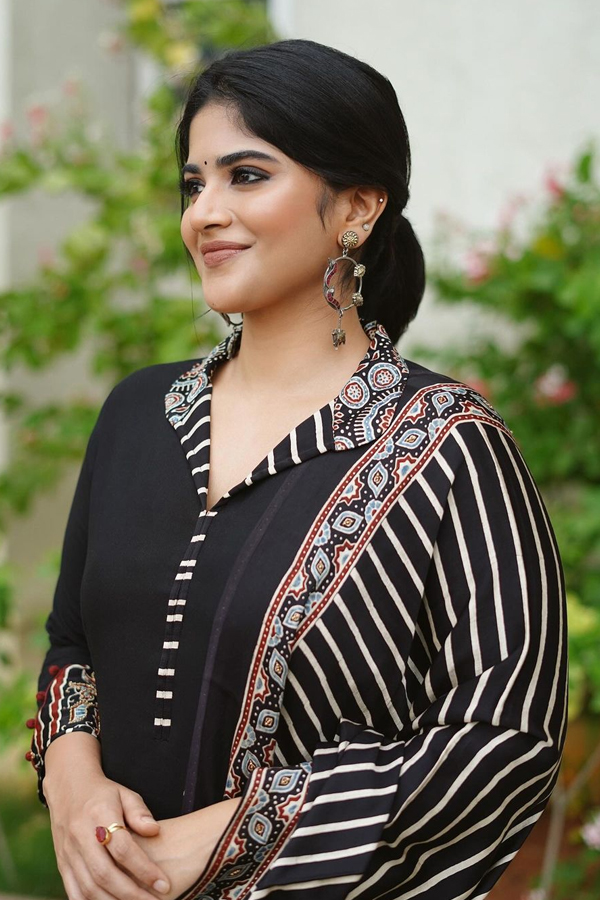Bride To Be Megha Akash Stunning Photos Viral14