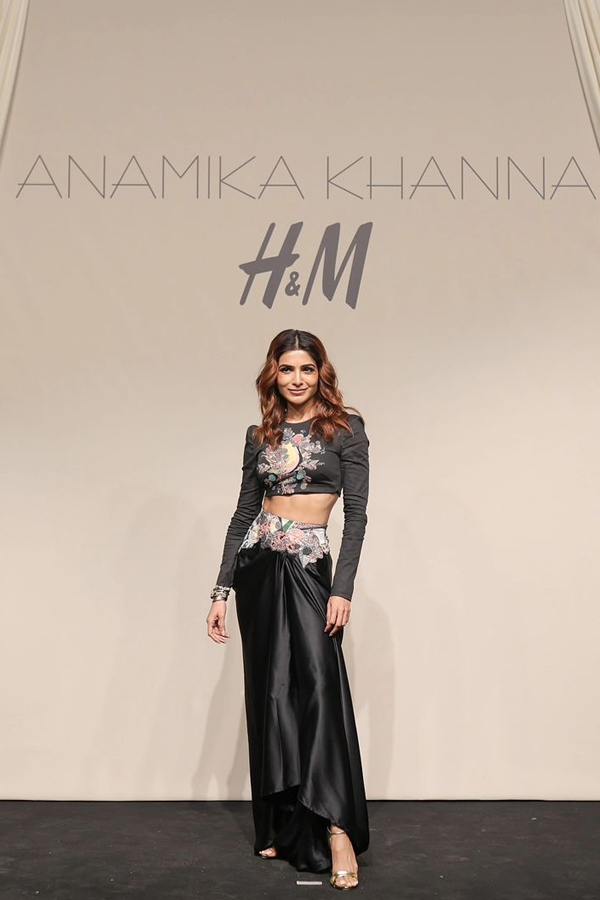 Anamika Khanna Fashion H&M Limited Fashion Collection Photos Viral7
