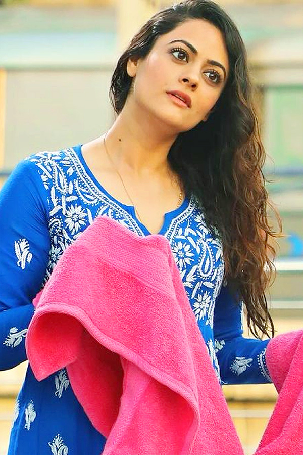 Guess The Heroine? Sports presenter To Tollywood Heroine Photos16