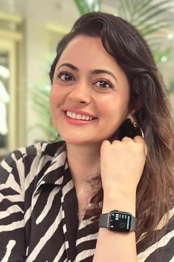Guess The Heroine? Sports presenter To Tollywood Heroine Photos20