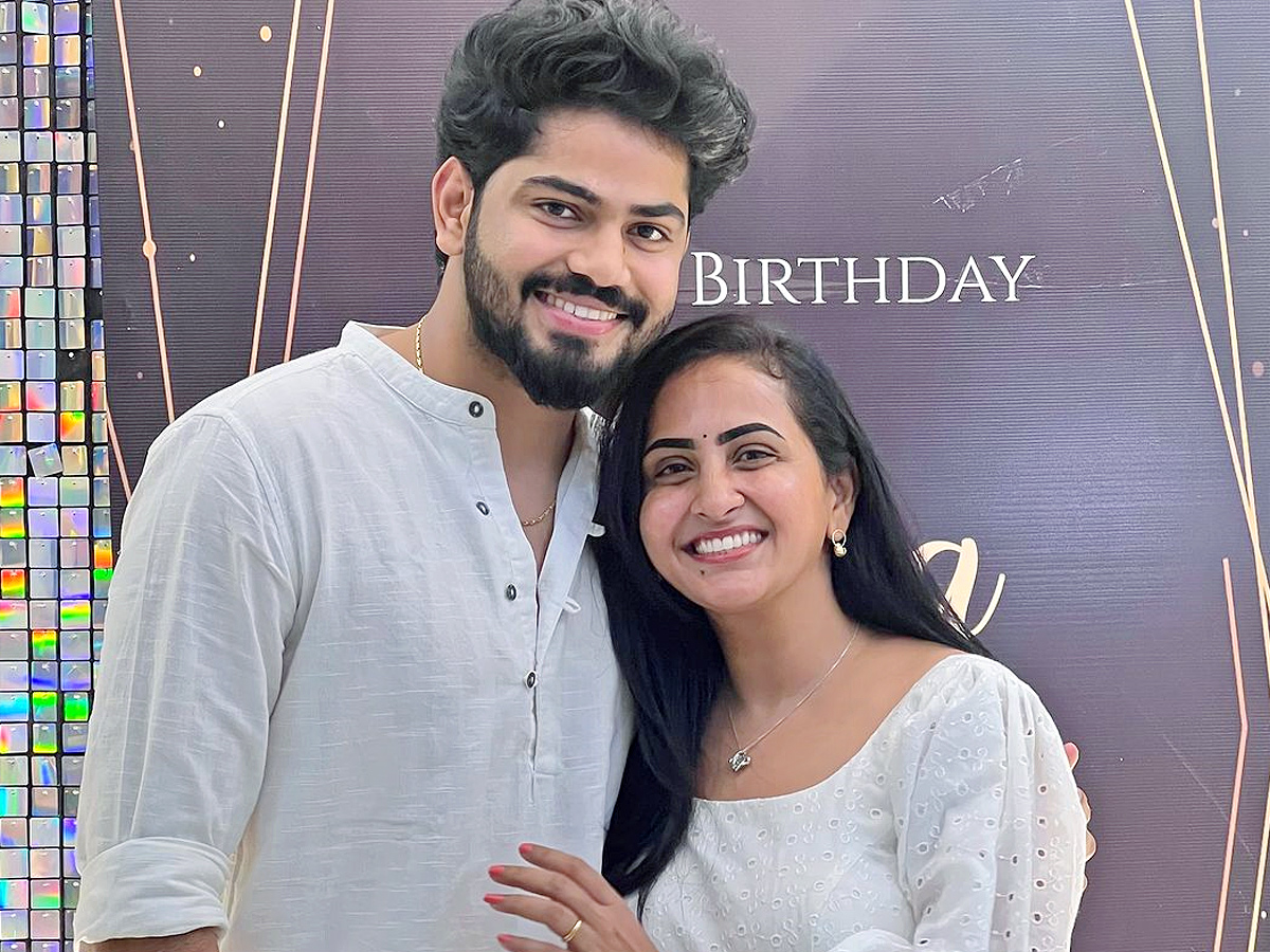 Anchor Lasya Grand Birthday Celebrations With Television stars Photos Goes Viral2