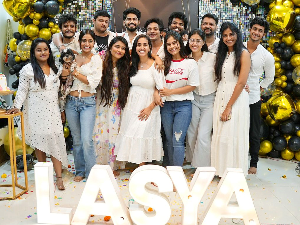 Anchor Lasya Grand Birthday Celebrations With Television stars Photos Goes Viral9