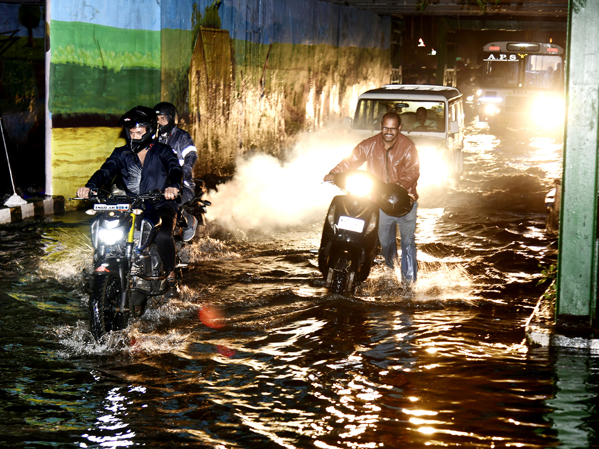 heavy rain in visakhapatnam10