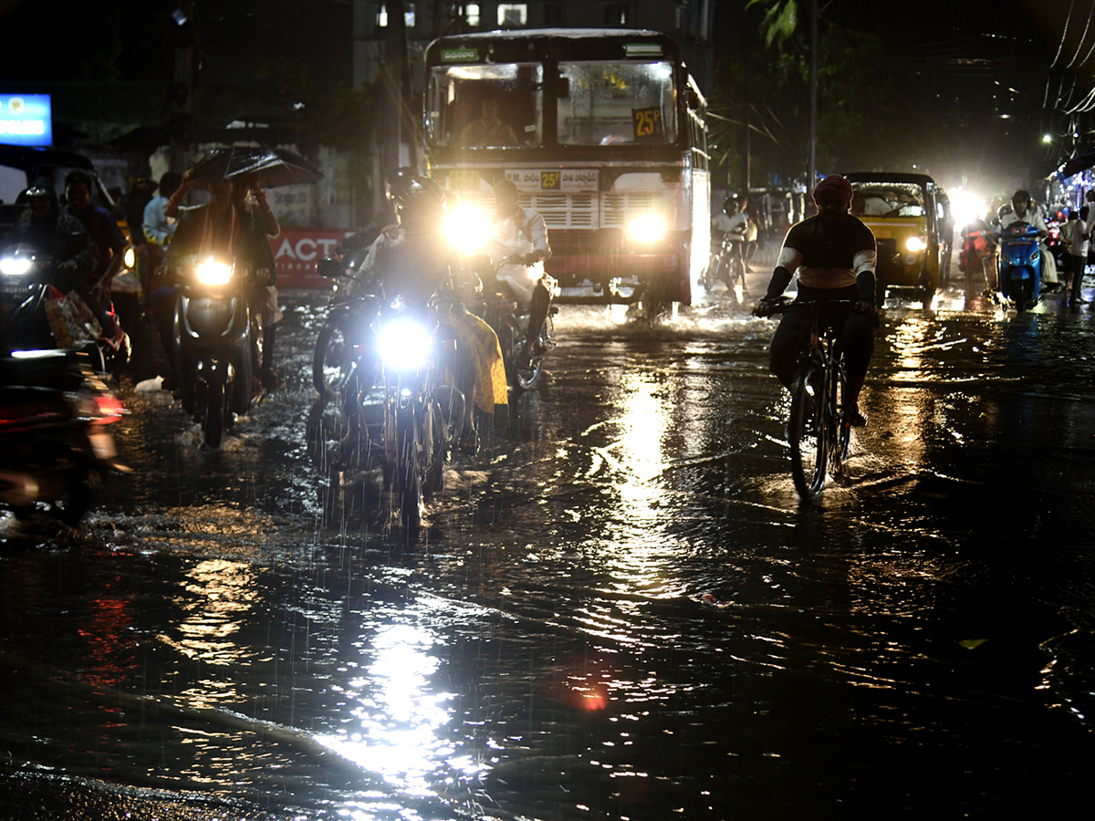 heavy rain in visakhapatnam18