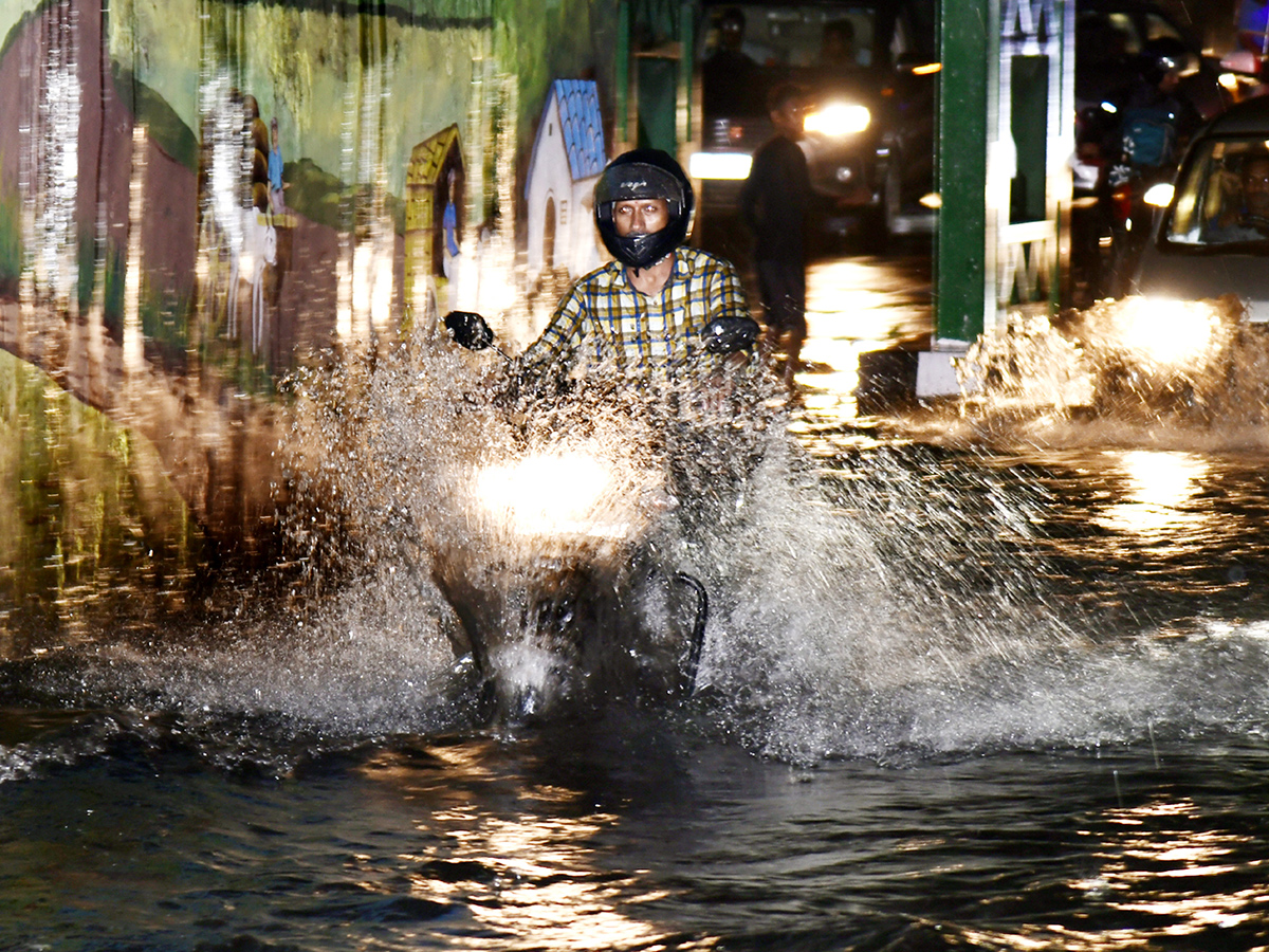 heavy rain in visakhapatnam13