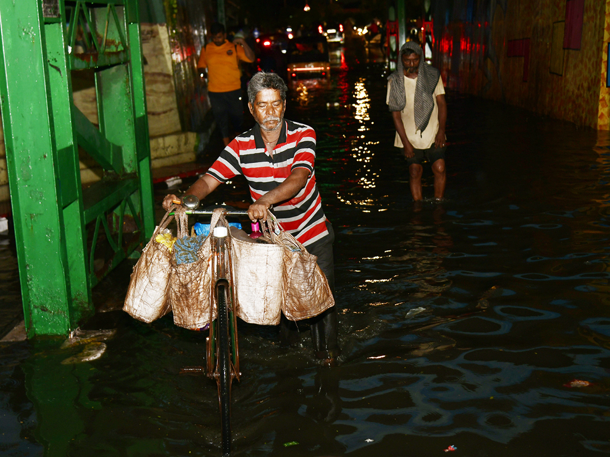 heavy rain in visakhapatnam4