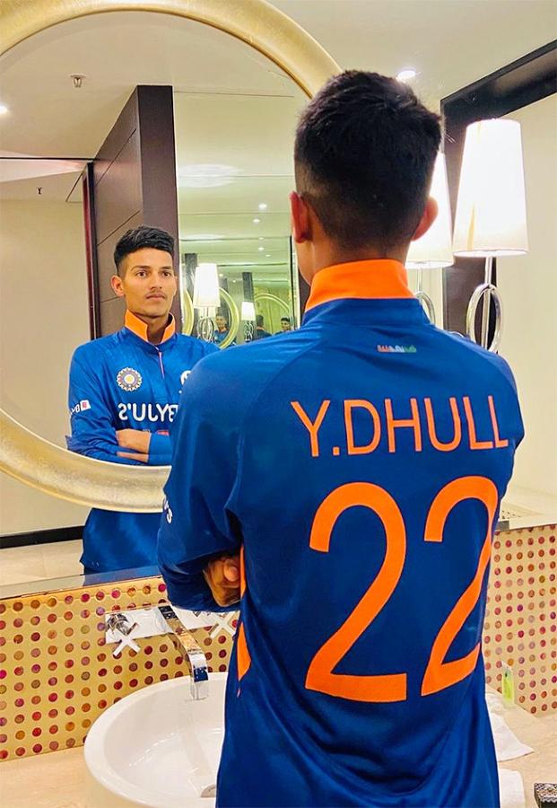 indian cricketer yash dhull photos16