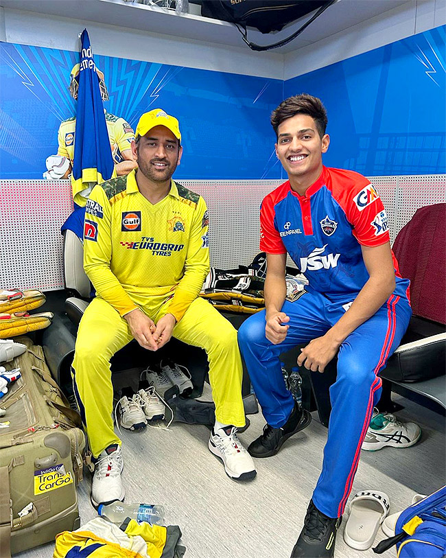 indian cricketer yash dhull photos2