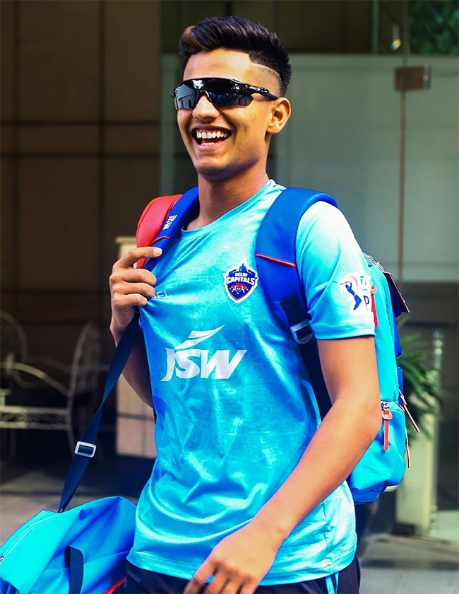 indian cricketer yash dhull photos9