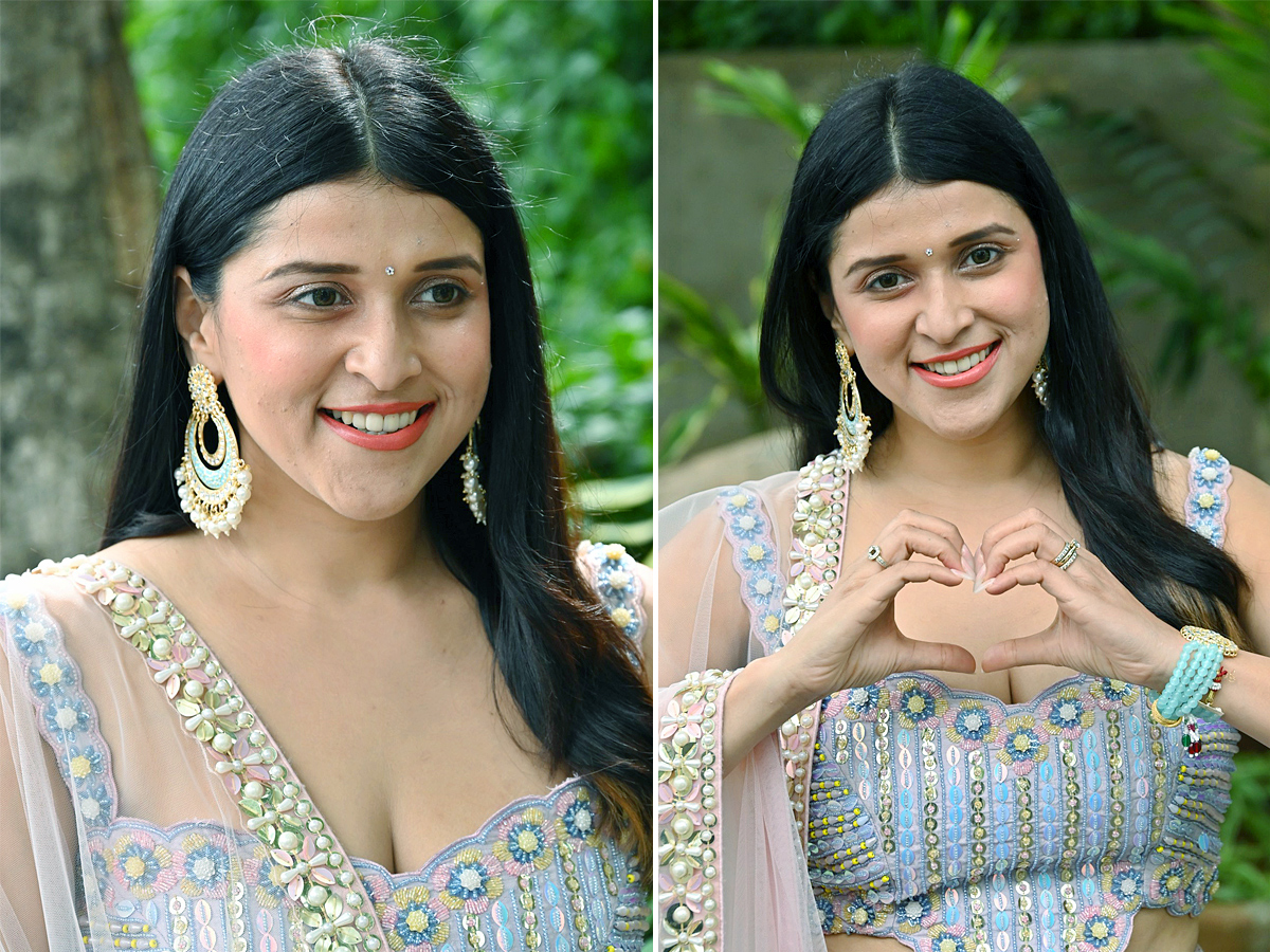 Actress Mannara Chopra Photos1