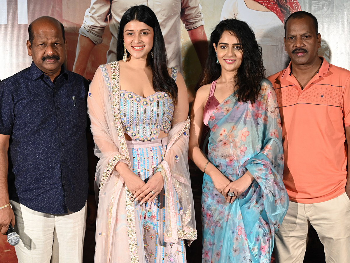 హీరో రాజ్ తరుణ్ ‘తిరగబడరా సామి’ మూవీ సక్సెస్ మీట్ (ఫొటోలు) | Hero Raj ...
