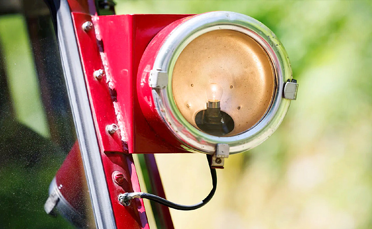 Volkswagen Camper Bus runs like Train on Rail tracks: Photos14