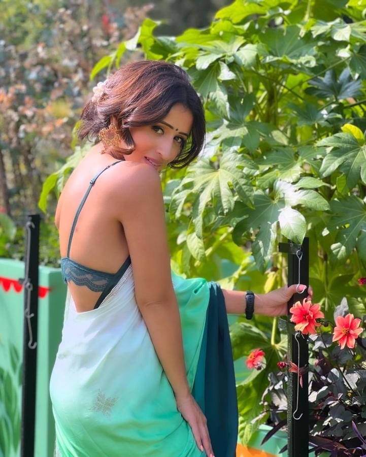 Tollywood Heroine Anshu Latest Pics Goes Viral4