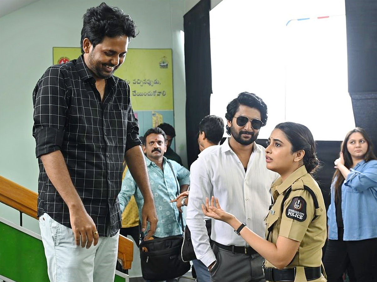 Hero Nani and Priyanka Mohan Special Attraction in Saripodhaa Sanivaaram Movie Photos6
