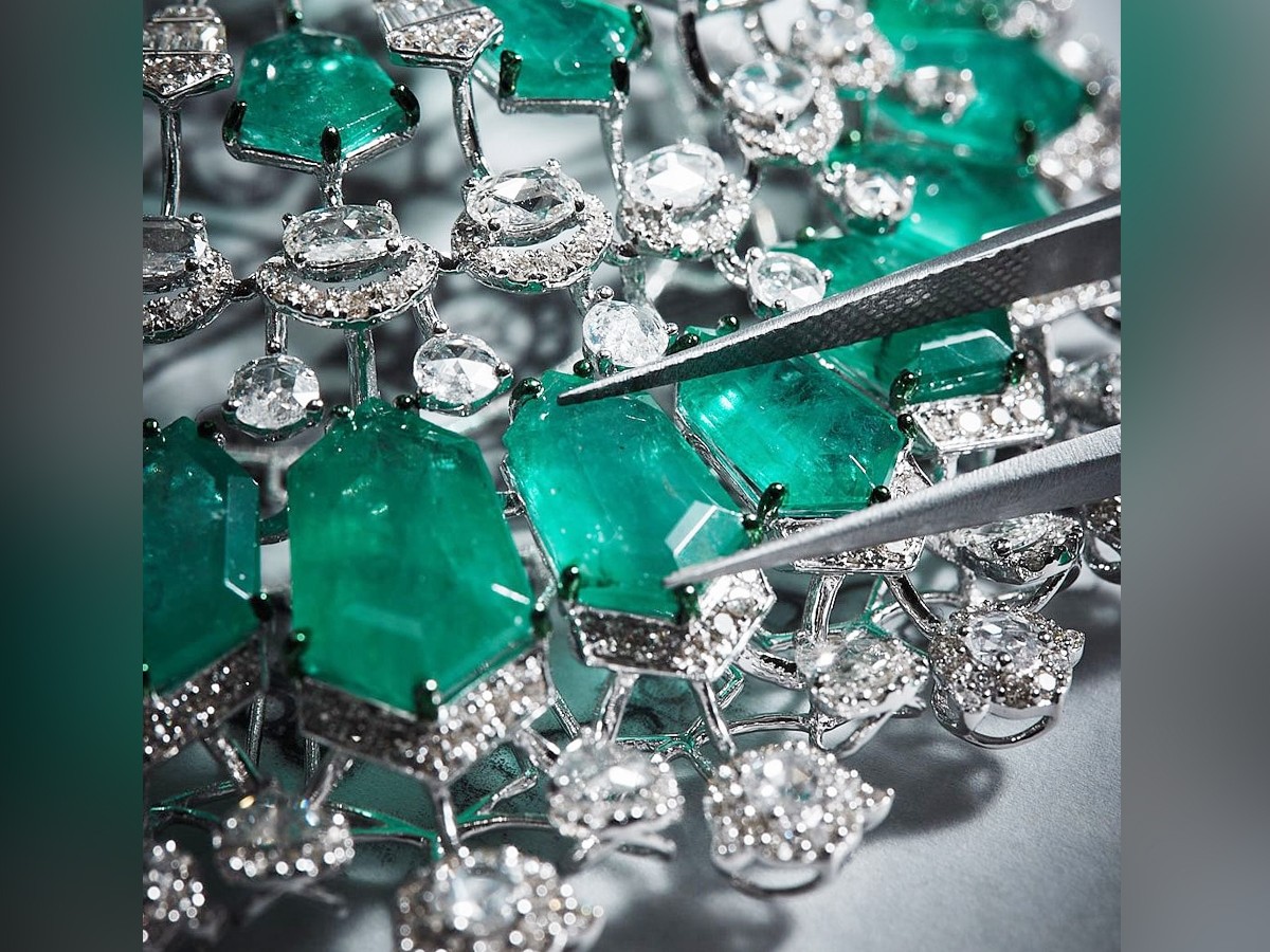 Manish Malhotras Mind-Blowing Jewellery Design Photos13