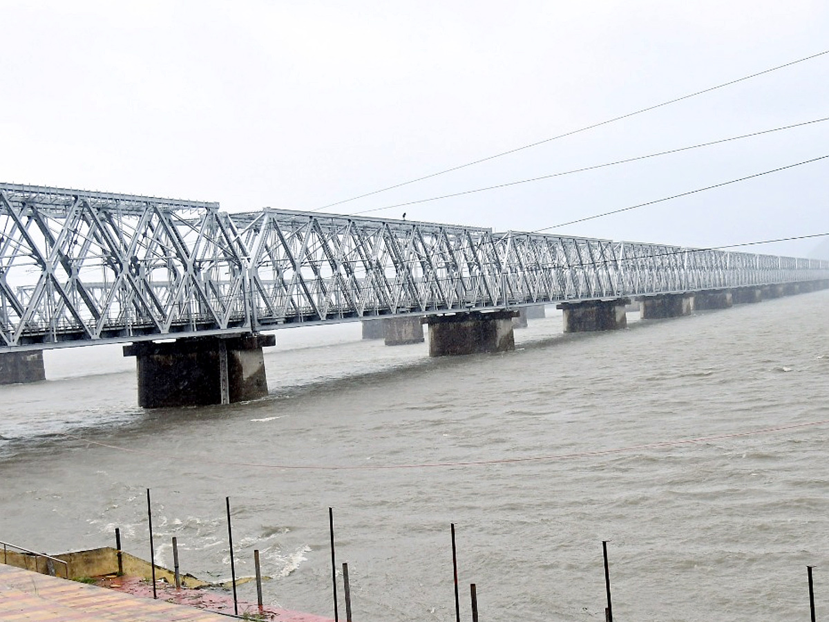 Heavy rains cause disruption in several parts of Andhra Pradesh Photos14
