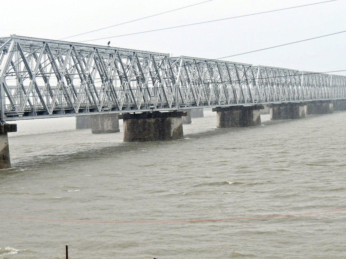 Heavy rains cause disruption in several parts of Andhra Pradesh Photos15