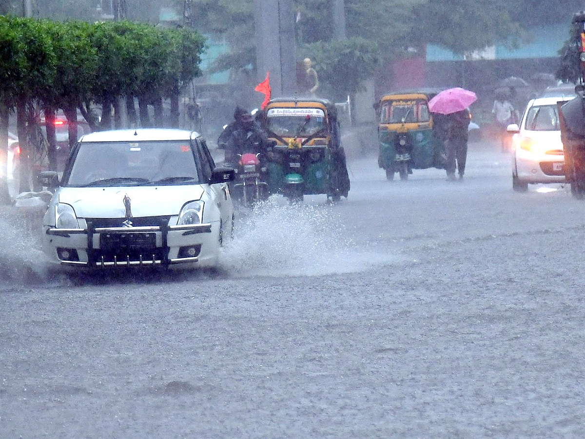 Heavy rains cause disruption in several parts of Andhra Pradesh Photos29