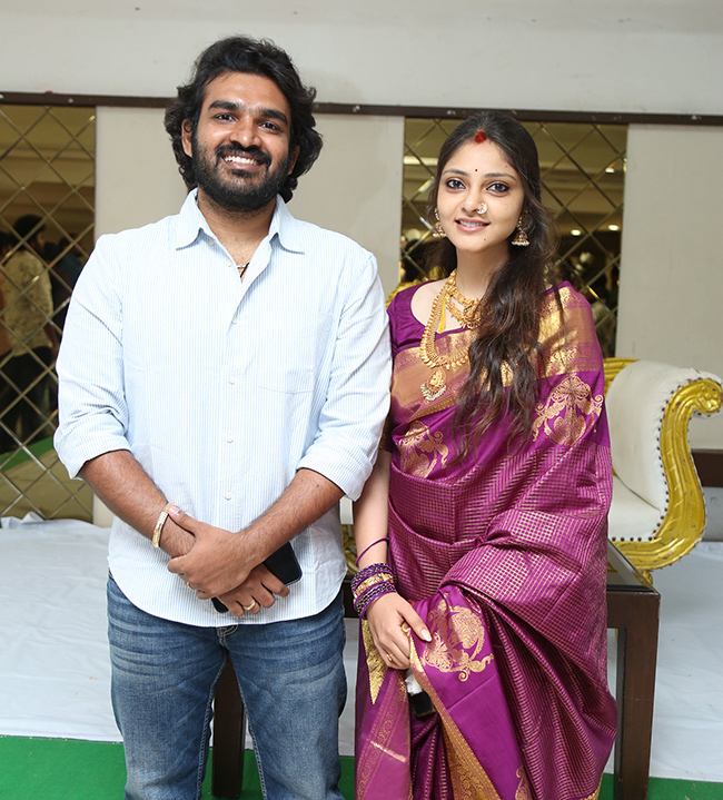 Kiran Abbavaram and Rahasya Gorak First Appearance Photos4