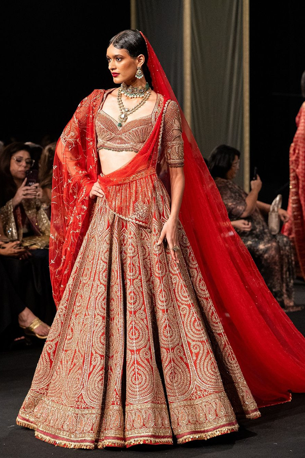 Tarun Tahilianis Amazing Bridal Collection Photos16