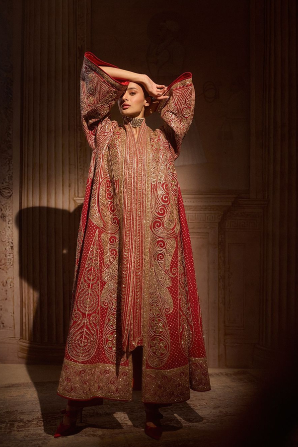 Tarun Tahilianis Amazing Bridal Collection Photos22