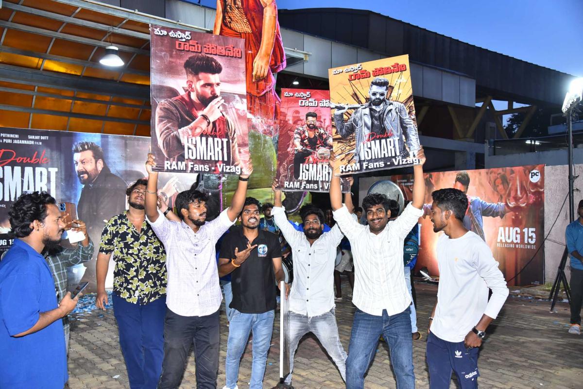 Ram Pothineni Double iSmart Movie Trailer Launch Event Photos16
