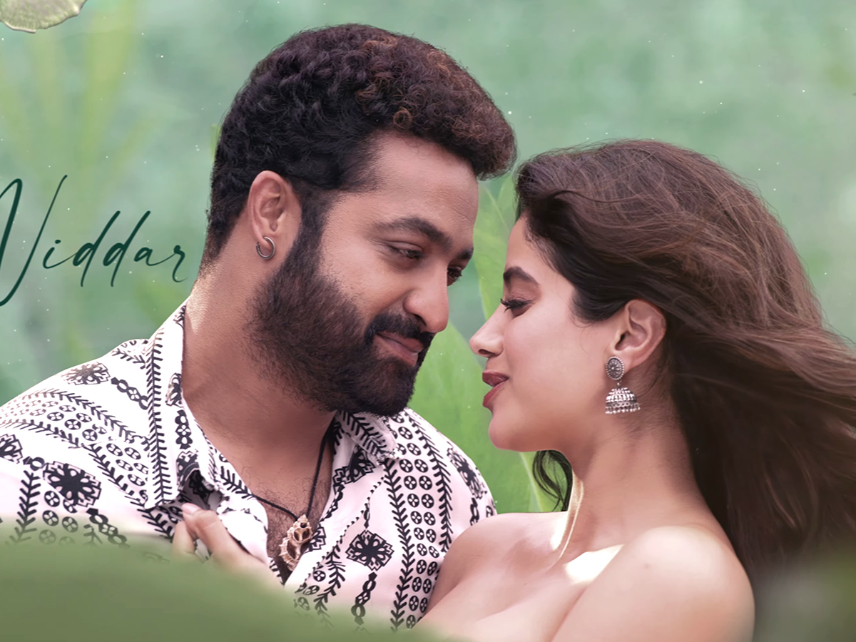 Jr NTR And Janhvi Kapoor Devara 2nd Song 13