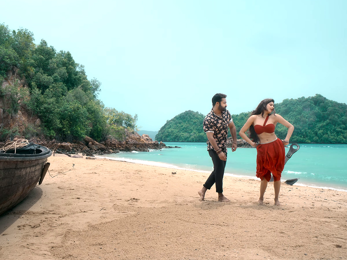Jr NTR And Janhvi Kapoor Devara 2nd Song 19