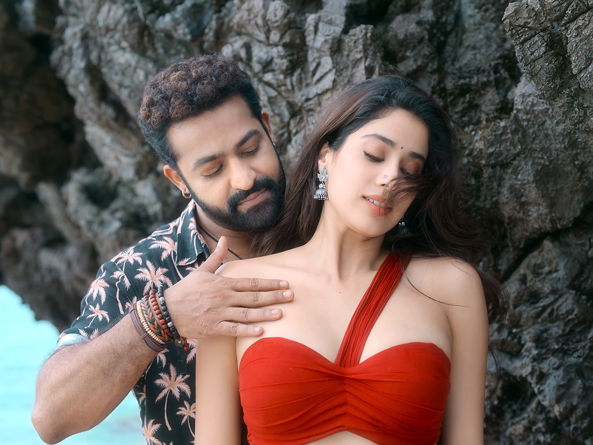 Jr NTR And Janhvi Kapoor Devara 2nd Song 23