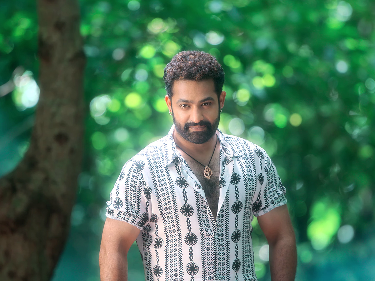 Jr NTR And Janhvi Kapoor Devara 2nd Song 7