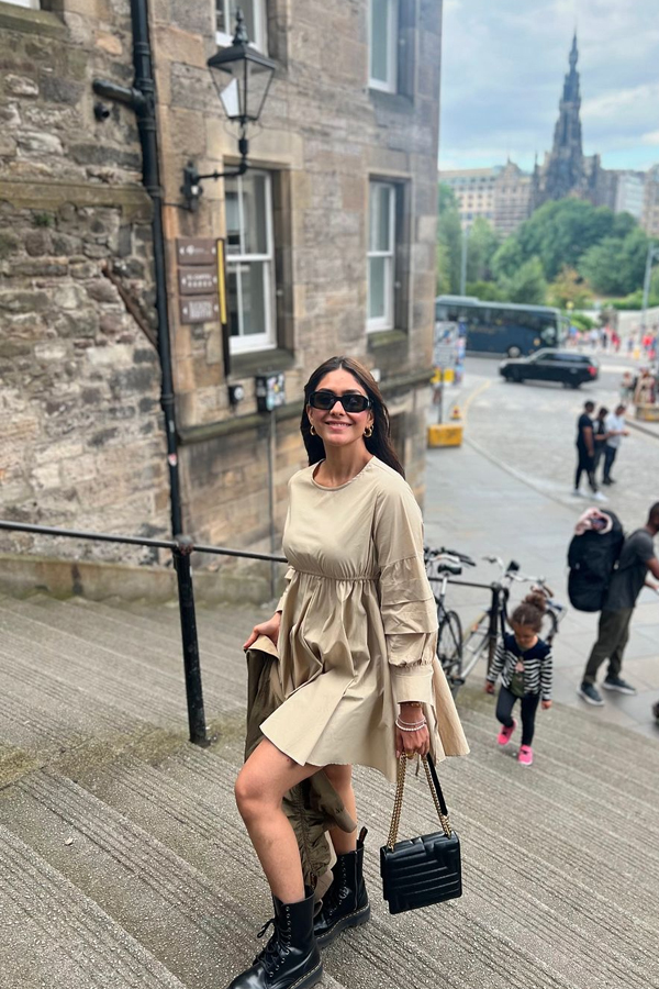 Actress Mrunal Thakur Enjoying Her Vacation In Scotland Photos11