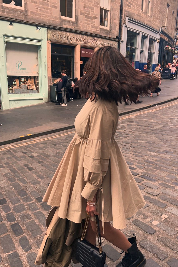 Actress Mrunal Thakur Enjoying Her Vacation In Scotland Photos3