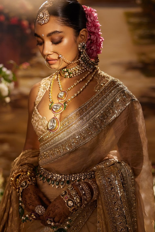 Manish Malhotra's Latest Styles For Brides Photos Viral2