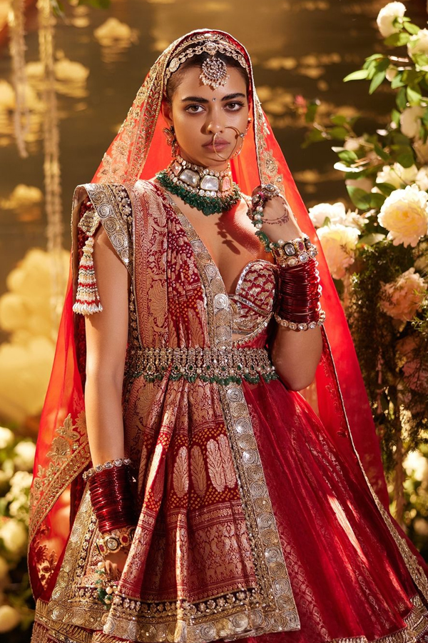 Manish Malhotra's Latest Styles For Brides Photos Viral13