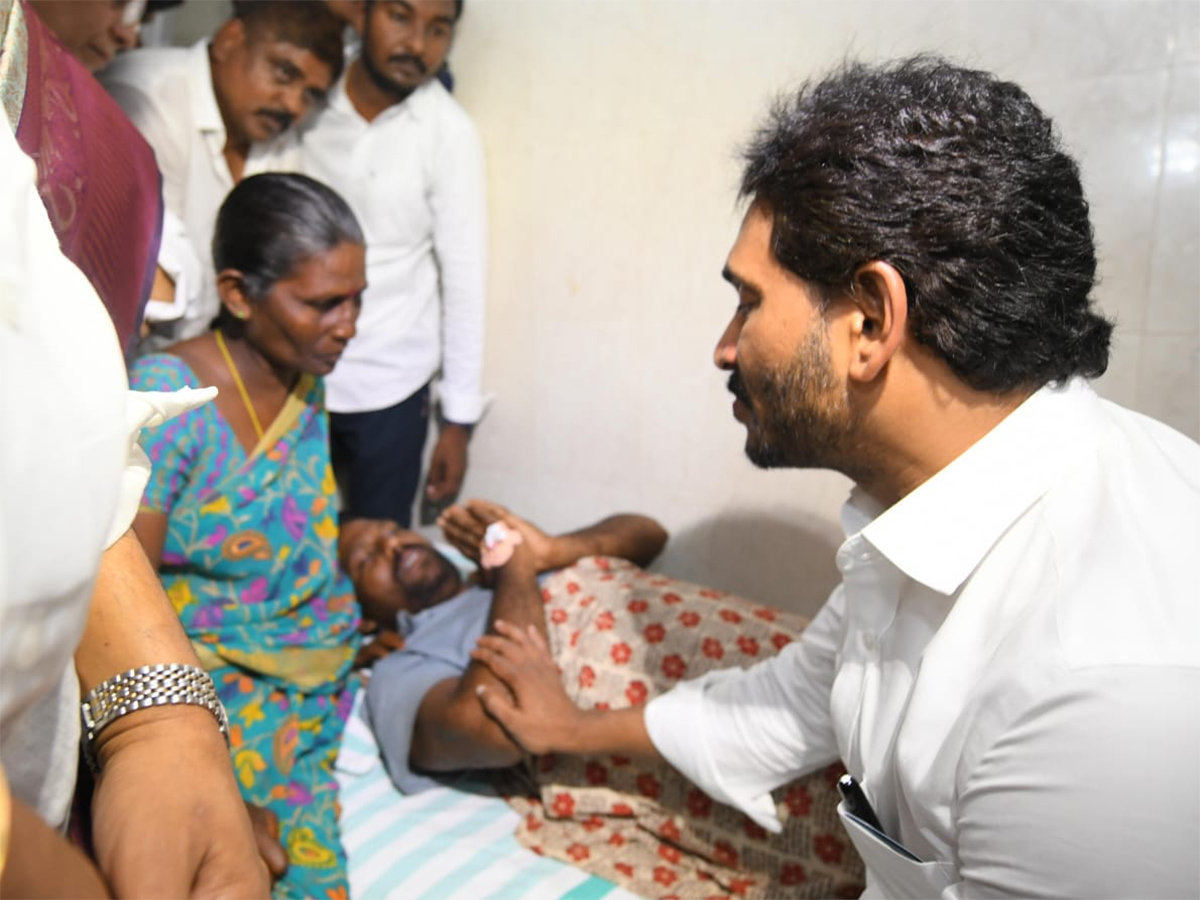YS Jagan visits party activist at hospital Vijayawada12