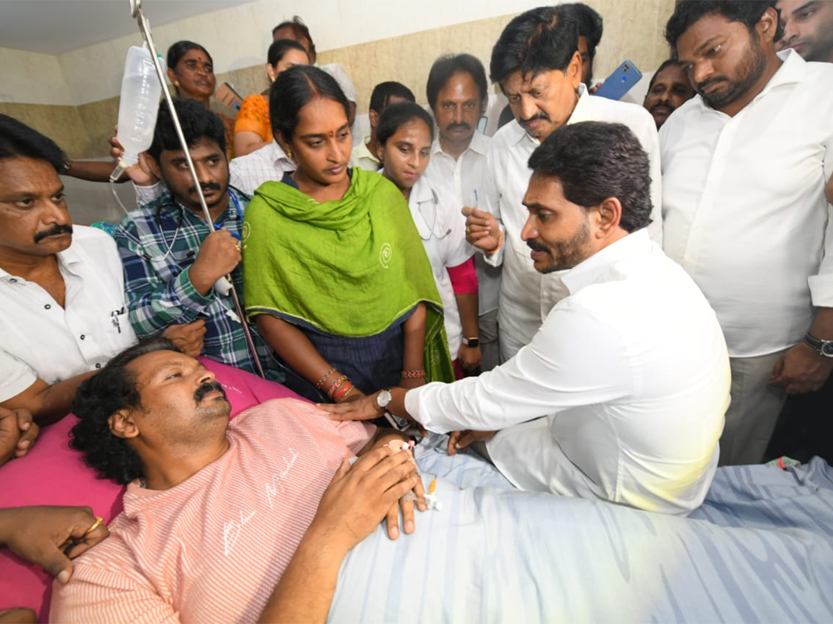 YS Jagan visits party activist at hospital Vijayawada18