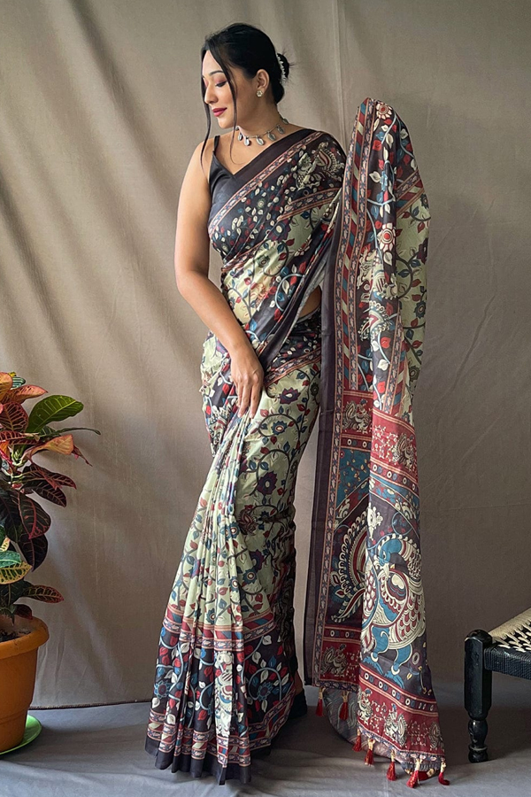 National Handloom Day 2024: Trendy Sarees Special Gallery12
