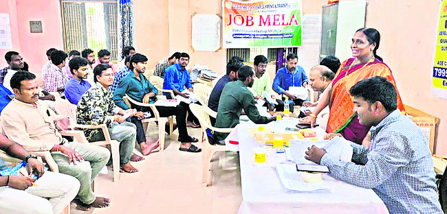 జిల్లాకు ఐదు సూపర్ లగ్జరీ బస్సులు 3